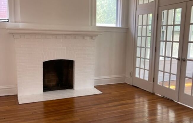 6025 Pershing