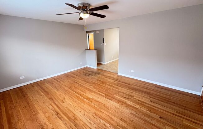 Hoyne Walnut 41