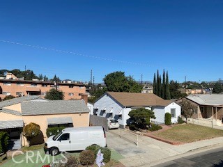 3 beds, 2 baths, 1,834 sqft, $5,500