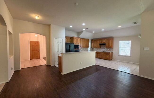 3 beds, 2 baths, $2,495