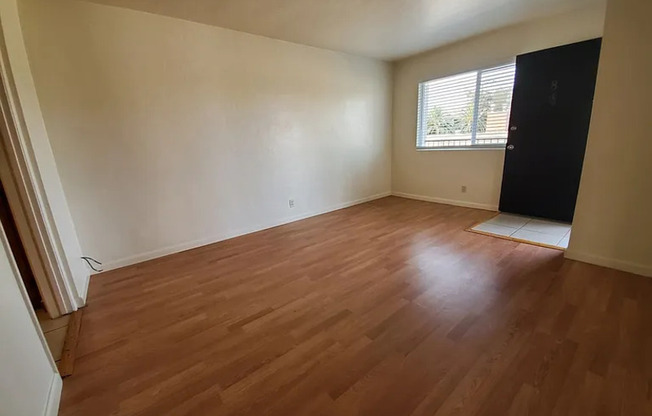 230 E San Salvador St.