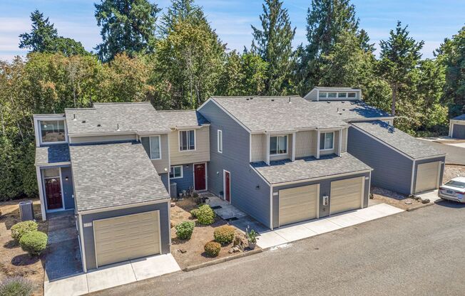 2 beds, 1.5 baths, 1,050 sqft, $2,049, Unit 214-772A