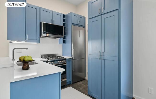 441 METROPOLITAN AVE