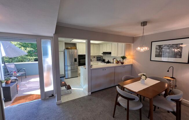 2 Bed 2 Bath In Rossmoor (Furnishings Included)