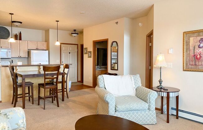 2 beds, 2 baths, 1,082 sqft, $1,325, Unit 1310-212