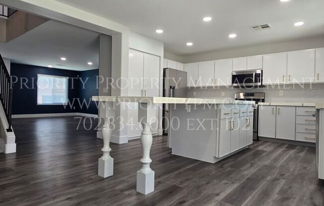 BEAUTIFULLY Upgraded 4 Bedroom ~ 2.5 Bath in Peccole Ranch
