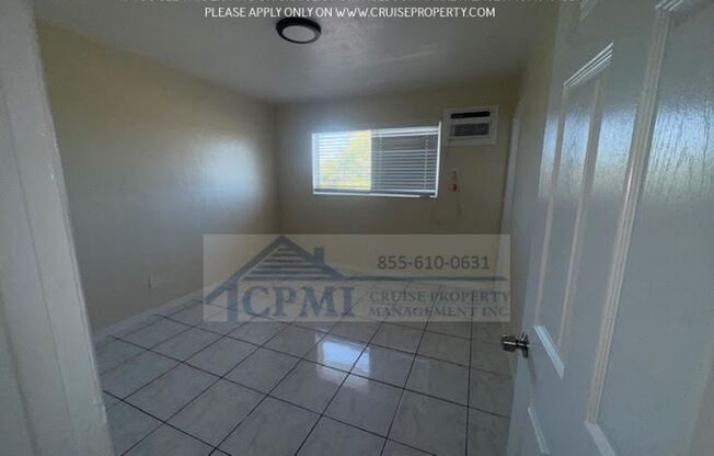 1 bed, 1 bath, 642 sqft, $1,595, Unit 26