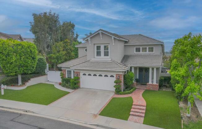 31 CRESTVIEW DR