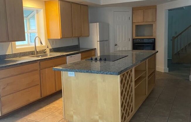 Stunning Water View House for Rent