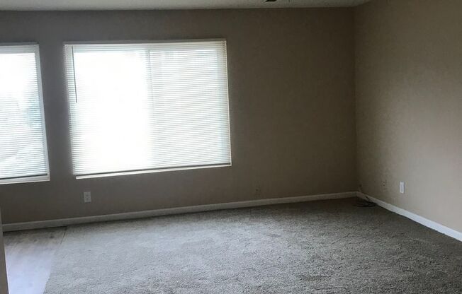 2 beds, 2 baths, 1,075 sqft, $1,295, Unit 312