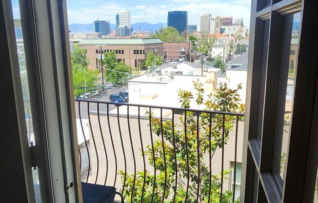Studio, 1 bath, 150 sqft, $795, Unit 4