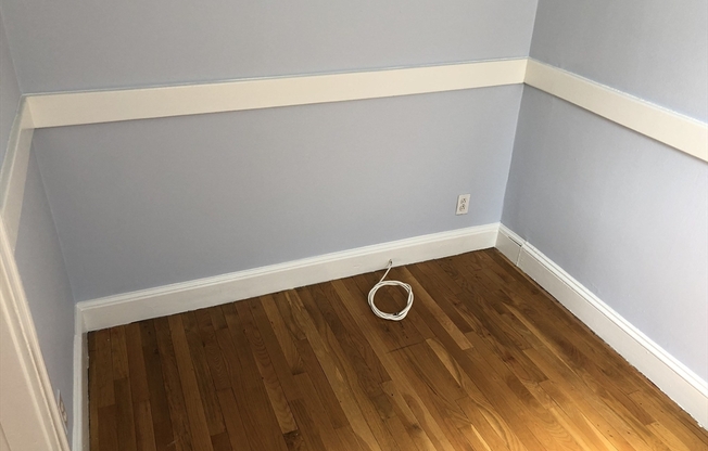 1949 Commonwealth Ave