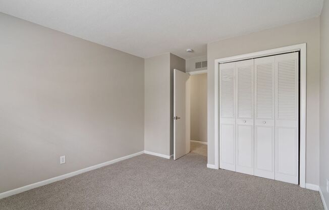 3 beds, 2.5 baths, 1,490 sqft, $1,650, Unit 5402
