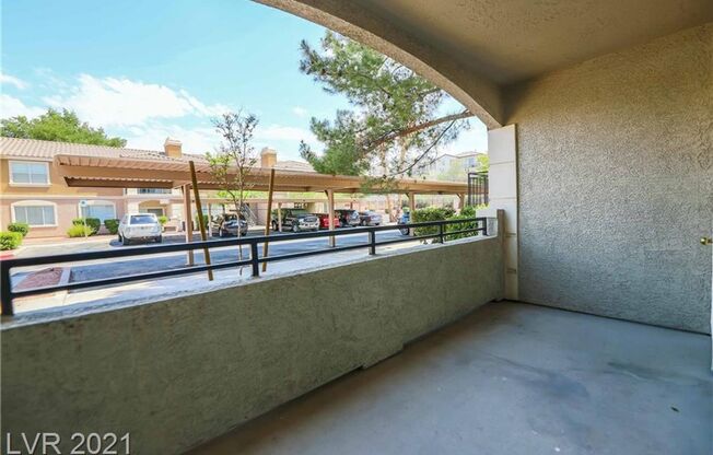 1 bed, 1 bath, 766 sqft, $1,399, Unit Sunridge Heights Pkwy. #1914