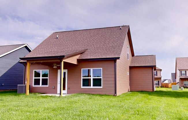 500 Ayden Ln, Clarksville, TN 37042