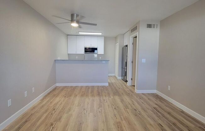 1 bed, 1 bath, 661 sqft, $1,099, Unit 105
