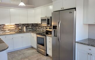 2 beds, 1 bath, $1,695