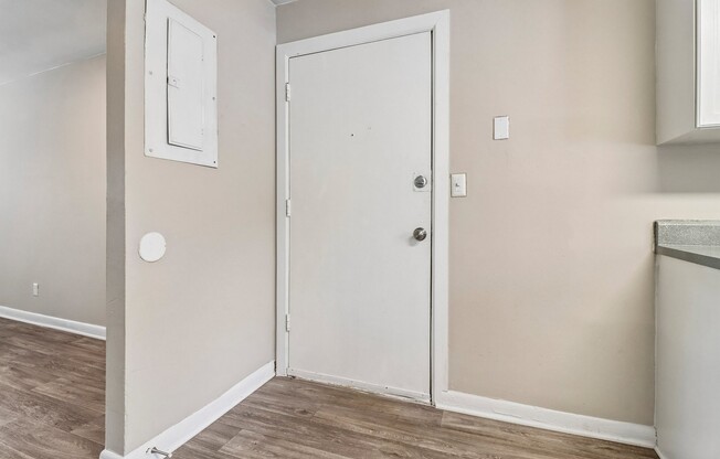 Step into the inviting atmosphere of The Preserve On Conley Apartments. Thoughtfully designed with modern finishes and plenty of natural light, this entry sets the tone for comfort and style. Explore your new home today!