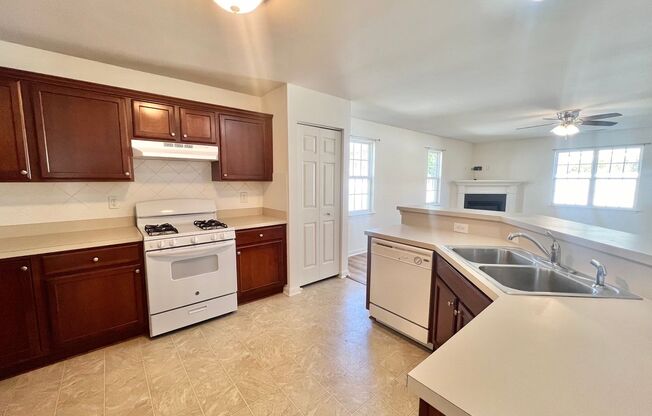 Charming 4BD, 2BA Fuquay-Varina Home with Large Backyard Near Interstates