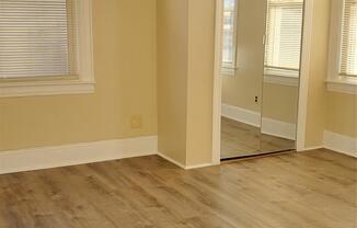 509 E 46 ST