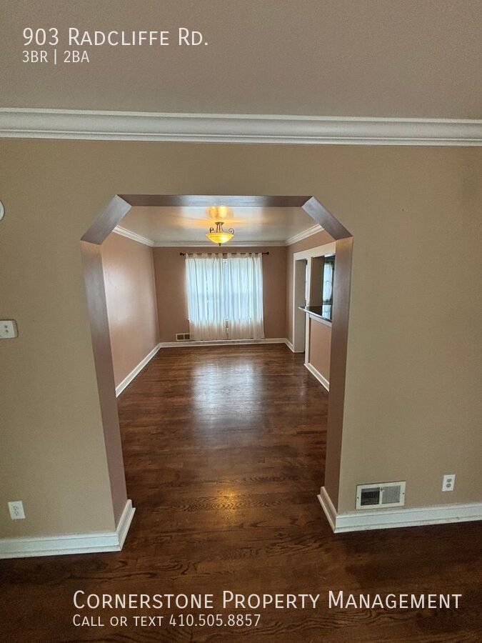 903 RADCLIFFE RD
