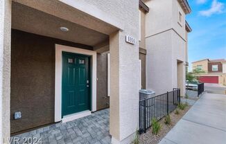 Brand New D.R. Horton Townhome in Gated Northwest Community