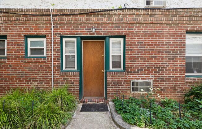 Studio, 1 bath, 280 sqft, $1,050, Unit A3