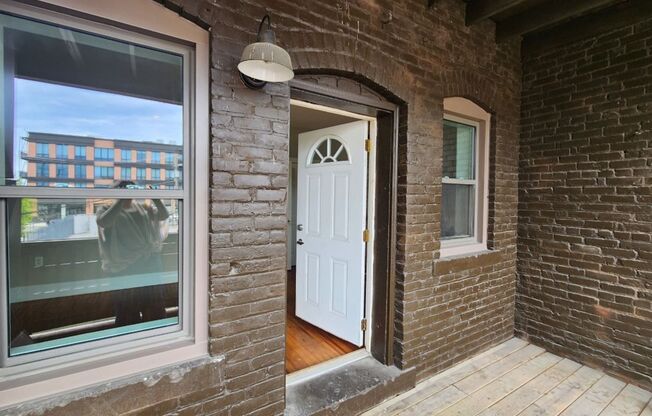 2 beds, 1 bath, 1,200 sqft, $2,095, Unit 1408