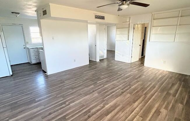 2 beds, 1 bath, 800 sqft, $1,095, Unit FO2528-E