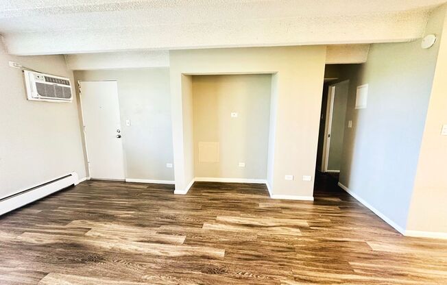 1 bed, 1 bath, 680 sqft, $1,375