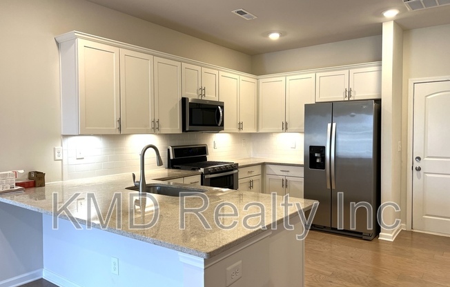 4020 HARMONY HLS DR