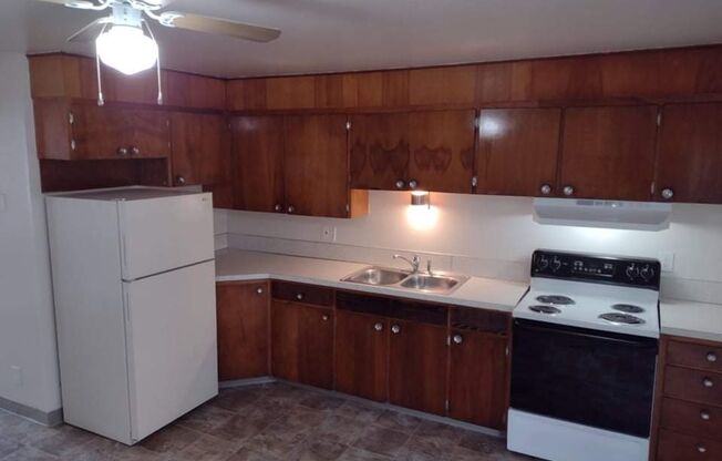 Beautiful 1  and 2 bedroom homes available near Downtown Vancouver! Beautiful Views and a great location!