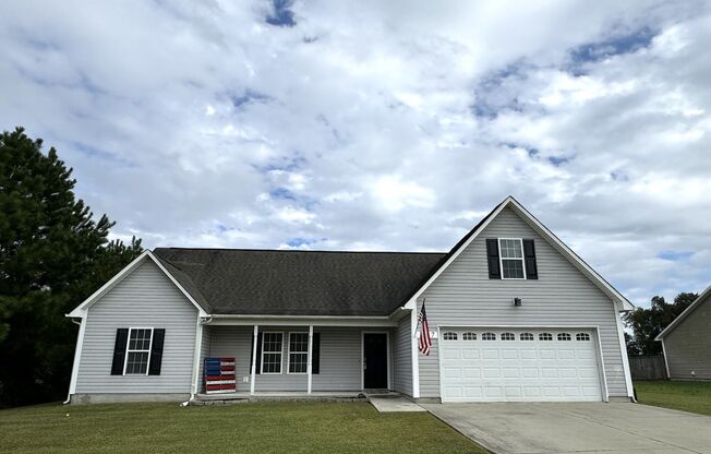 Adorable home located in Richlands!