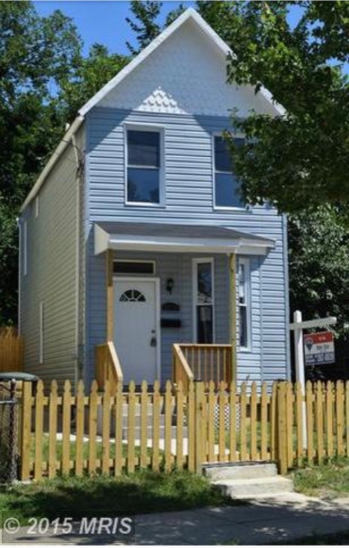 2210 16 ST SE