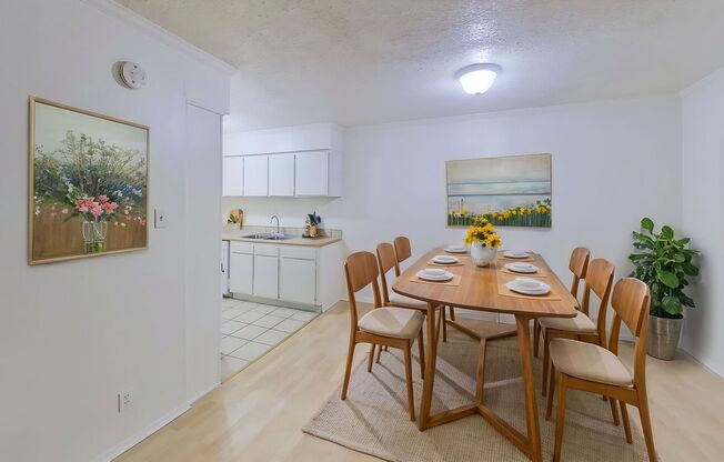 2 beds, 2 baths, 900 sqft, $1,299, Unit LAW13-205