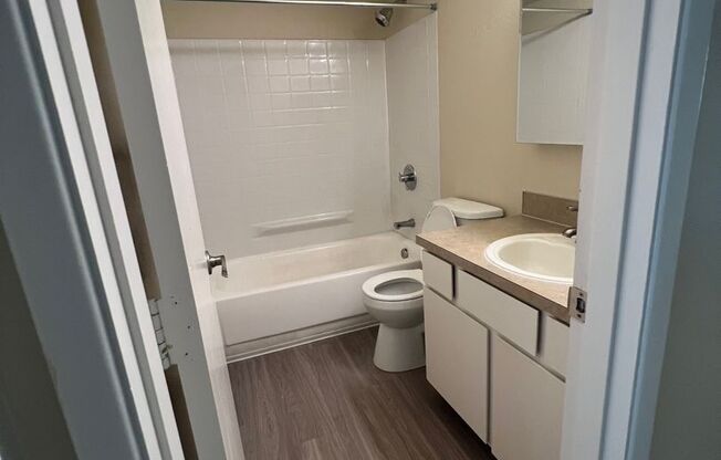 1 bed, 1 bath, $1,500, Unit CI2005