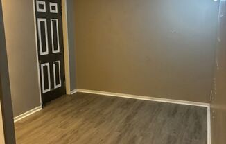 2 beds, 1 bath, 1,350 sqft, $1,425, Unit Unit 2