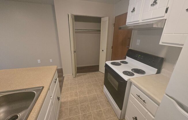 1691 Moore Ave | 1 & 2BR Apartments with Parking - Pueblo, CO