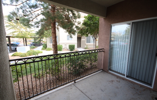 3 beds, 2 baths, $1,695, Unit # 1008