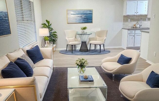 2 beds, 1 bath, 900 sqft, $1,321, Unit LAW11-116