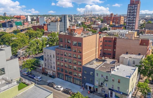 Studio, 1 bath, 361 sqft, $2,975, Unit 2I