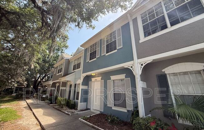 2901 WOODLANDS PARK CT