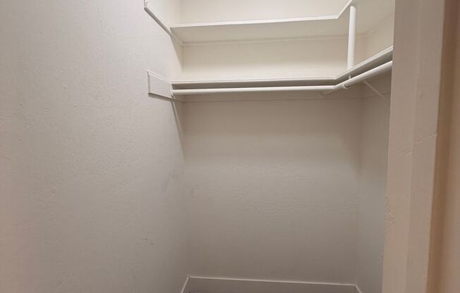 1 bed, 1 bath, 625 sqft, $1,950, Unit 204