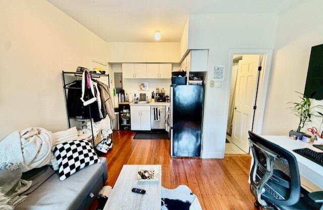 37 TILESTON ST