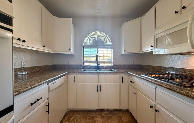 2 BEDROOM CONDO WITH 2 BALCONIES, RIGHT NEXT TO THE POOL, MINUTES FROM THE STRIP