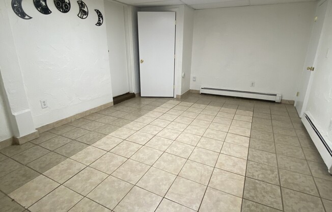 154 ELM ST
