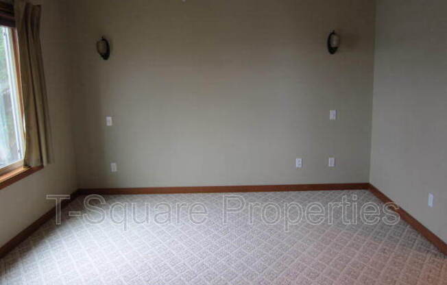 14819 35 AVE W