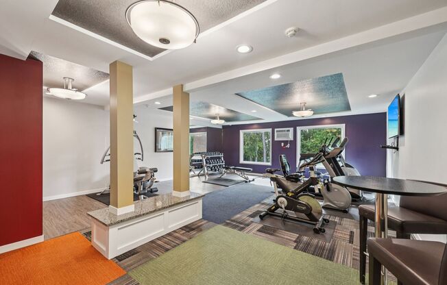 1 bed, 1 bath, 755 sqft, $1,295, Unit 1855-103