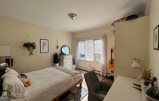 329 Broadway Apt 1