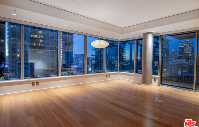 2 beds, 2.5 baths, 2,320 sqft, $6,700, Unit 1511